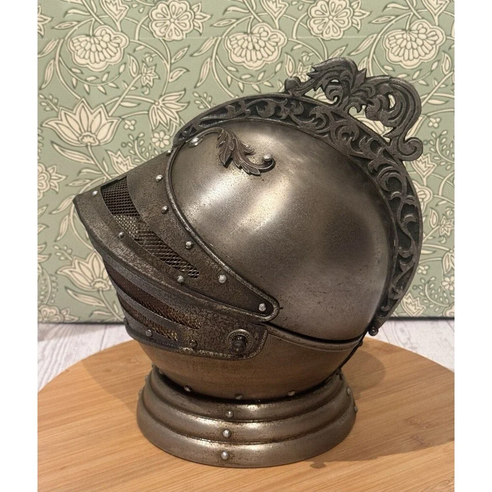 N/A vintage medieval